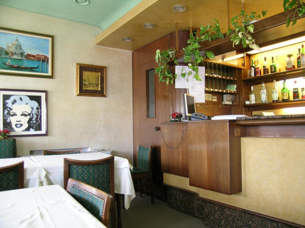 Hotel Da Vito Campagna Lupia Εξωτερικό φωτογραφία