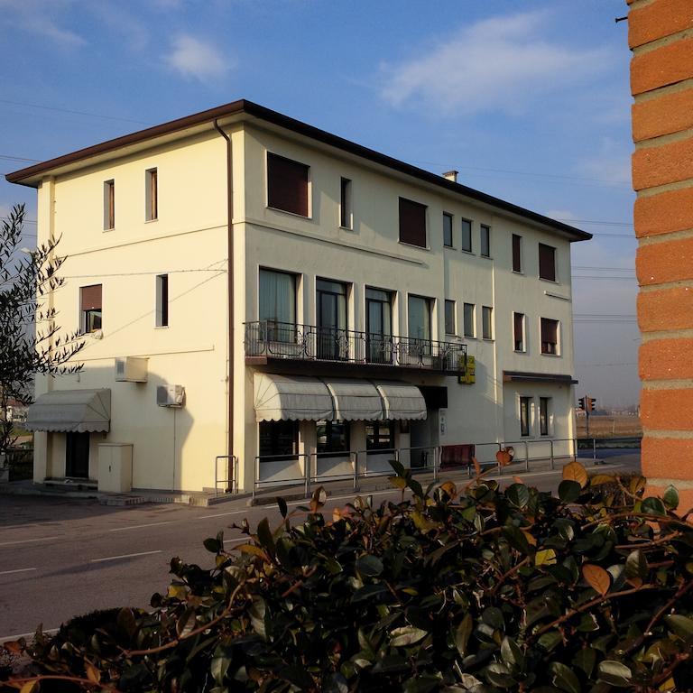 Hotel Da Vito Campagna Lupia Εξωτερικό φωτογραφία